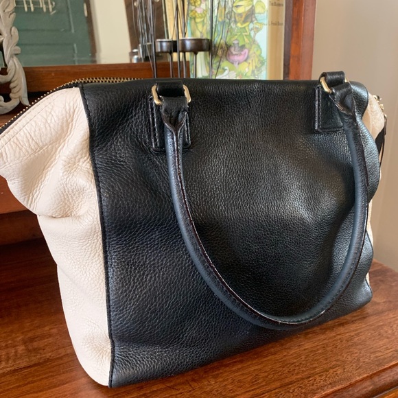 Kate Spade New York Ollie Magnolia Park - Picture 4 of 16